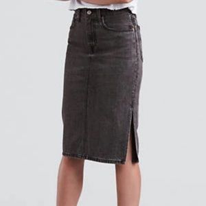 Levi’s Grey Midi Side Slit Denim Skirt Size 25